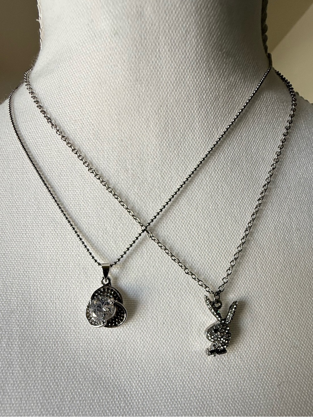 Sterling Silver Crystal Bunny & Round Pendant Necklace Set - Silver